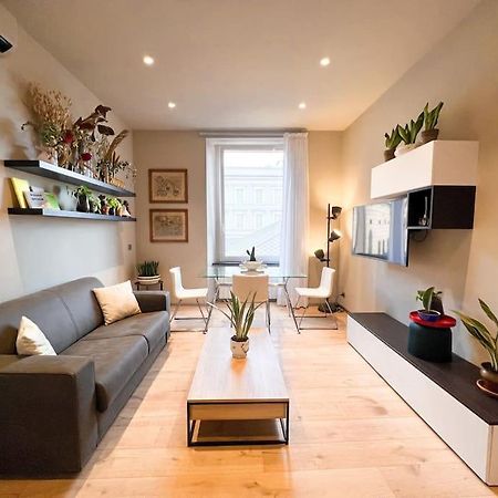 Overlooking The Porto Antico Of Genoa Apartment Bagian luar foto