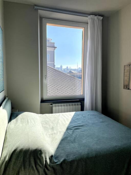 Overlooking The Porto Antico Of Genoa Apartment Bagian luar foto